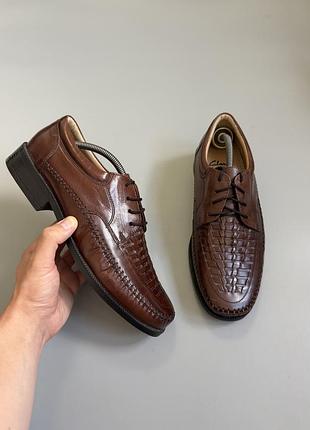 Туфли clarks leather brown 43(27.5cm) ecco tods