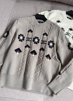Світер chanel