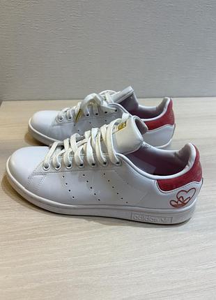 Кросівки adidas оригінал!!