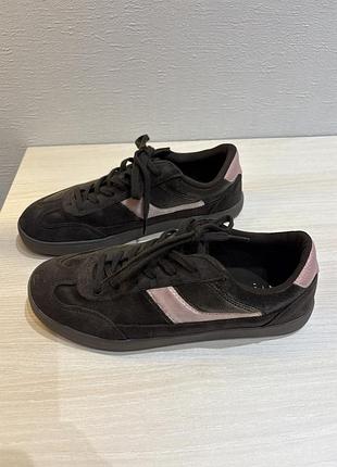 Кросівки zara