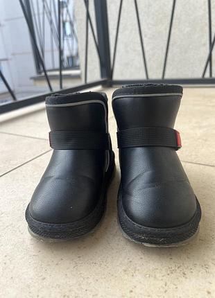 Кеди та угги 7