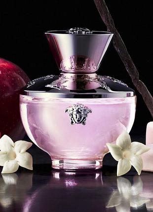 Новинка парфумована вода versace dylan blush pink