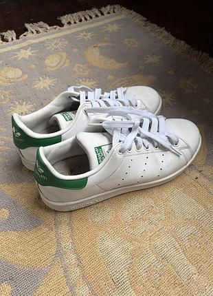 Adidas stan smith білі шкіряні кеди з зеленим, 38 розмір