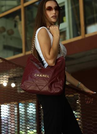 Сумка шанел 22 handbag red quilted calfskin with gold hardware