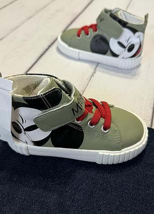 Нові демісезонні утеплені хайтопи h&m disney  24 розмір 15 см черевики