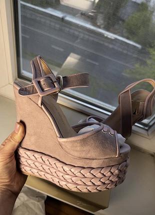 Босоніжки на танкетці giuseppe zanotti 38 розмір