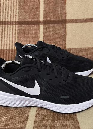 Чоловічі кросівки nike revolution
