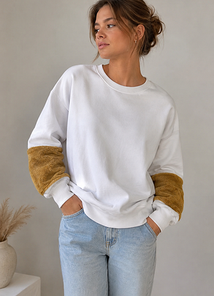 Стільний світшот bershka,р.s,без нюансів