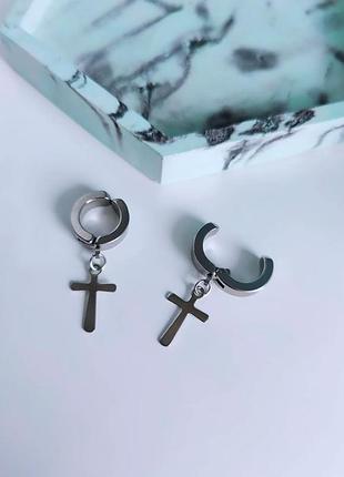 Серьги-клипсы кольца с крестиком без прокола унисекс, серебристые каффы обманки из нержавеющей медицинской стали, код 4785