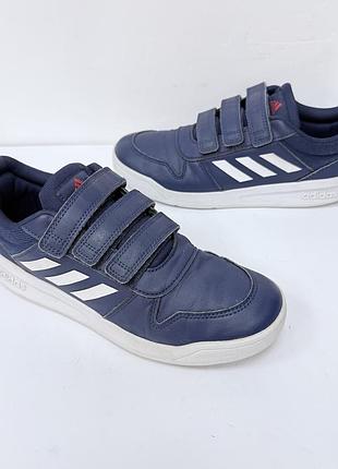 Кросівки adidas