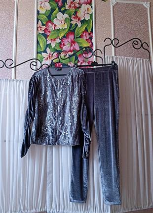 Красивий якісний бархатний костюм з паєтками chicme.