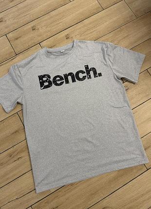 Футболка bench