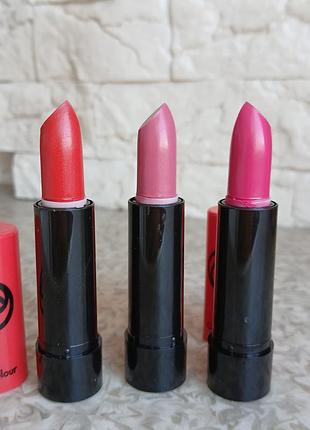 Помада on color oriflame  червона, розова,фуксія індія