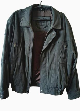 Винтажный кожаный бомбер куртка fatigue leathers (италия) / теплая куртка оверсайз, кожа крек, р. m-l