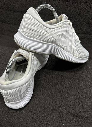 Кросівки жіночі nike