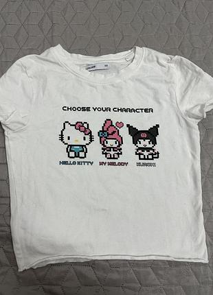 Футболка для дівчини cropp x sanrio, біла з піксельним принтом hello kitty, розмір xs