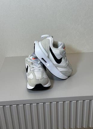 Кросівки nike