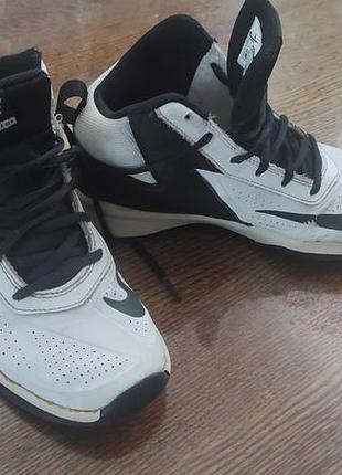 Кроссовки демисезонные nike 37 р