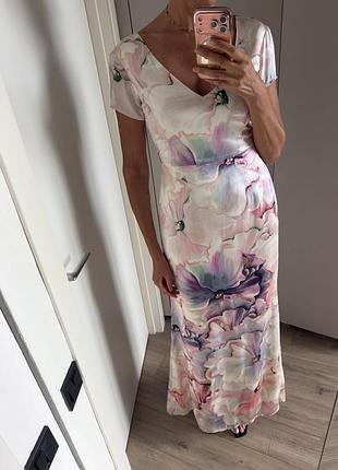 Шовкова сукня в пол