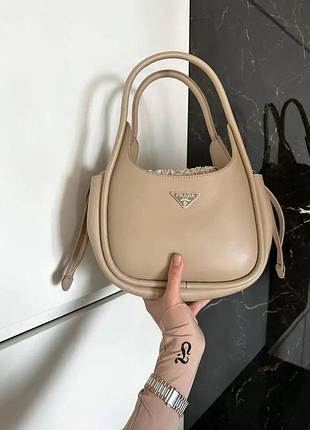 Стильна шкіряна сумка для дівчини prada брендова сумка прада із шкіри жіноча класична сумочка