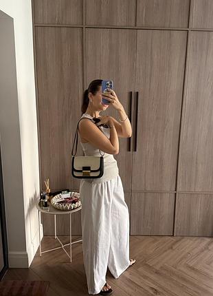 Оригінальна кросбоді від charles & keith charlot canvas crossbody bag