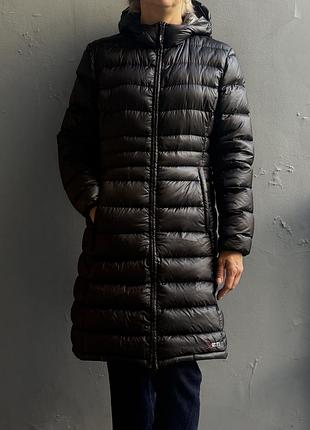 Пуховик yeti   розмір s/m.