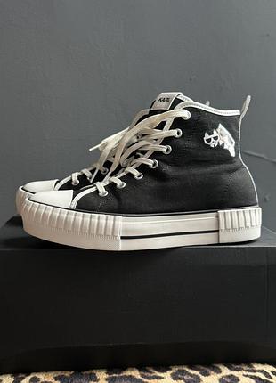 Кеди karl lagerfeld.  41 розмір, ближче до 40.