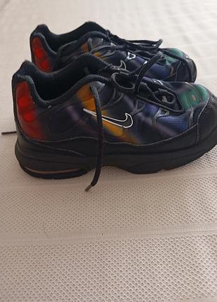 Кроссовки nike