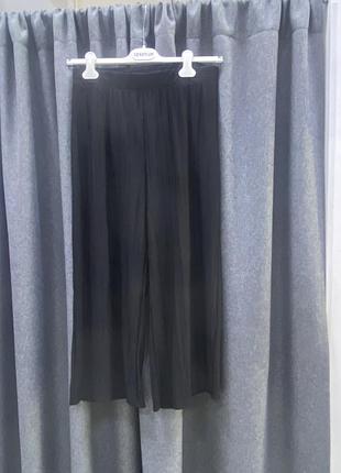 Чорні кюлоти пліссе f&f 14/42/ xl