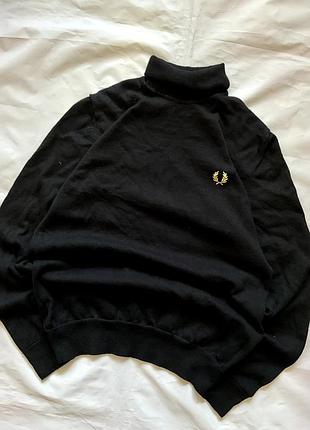 Шерстяной свитер гольф fred perry black wool neck jumper