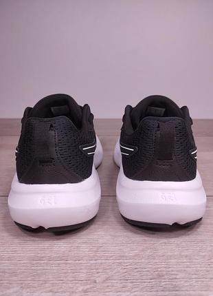 Кроссовки asics 40.5р 4
