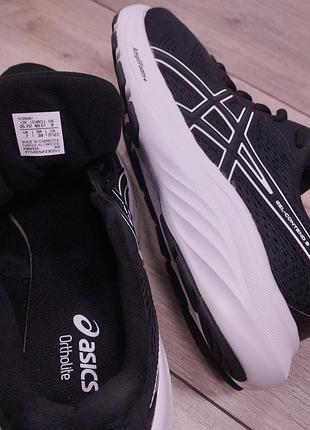 Кроссовки asics 40.5р 7