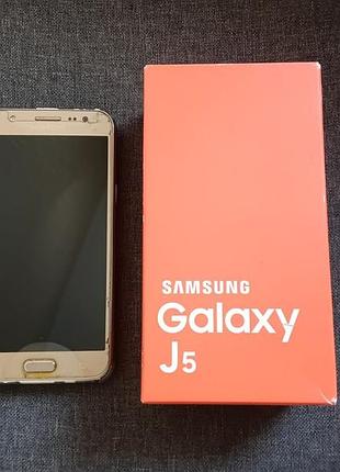 Телефон samsung galaxy j5 duos на деталі старый телефон самсунг не рабочий