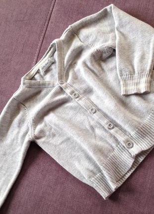 Early day светрик на гудзиках у відмінному стані 1-2роки