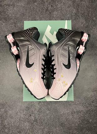 Nike shox r4 sakura black pink