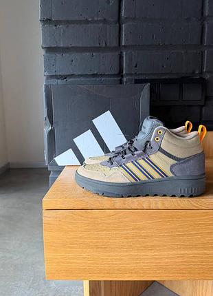 Стильні утеплені кросівки для дітей  adidas hoops 4.0 mid kids