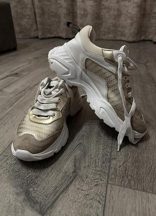 Брендові кросівки sneakers valentino 36р