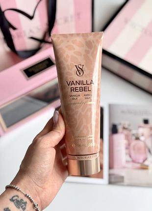 Лосьйон для тіла vanilla rebel victoria’s secret