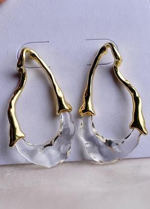 Серьги с фактурным контуром и прозрачными элементами, 5,4 см