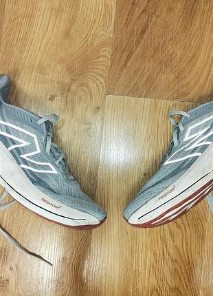 Кросівки чоловічі new balance fresh foam x vongo сірі