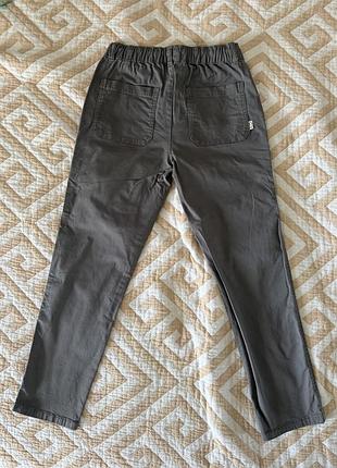Сірі брюки mango 152 см 2