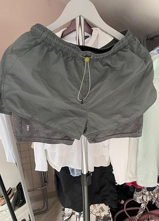 Технологічні шорти-трансформери 3-в-1 jack wolfskin qmc (знімні тайтси)