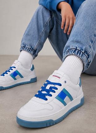 Кроссовки для мальчика Tommy hilfiger flag low cut lace 35 белые с голубым (12346118)