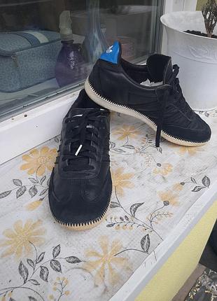 Adidas samba g19063).