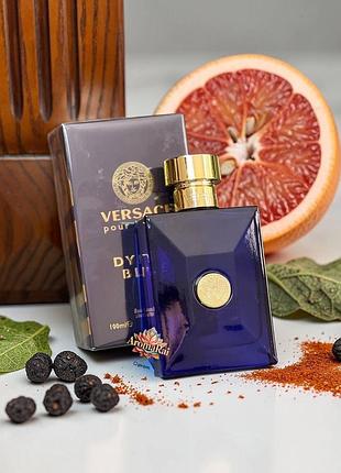 💙 популярна чоловіча туалетна вода versace dylan blue pour homme (версаче ділан блю пур хом) 100 мл поєднує свіжі цитрусові ноти