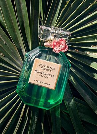 🌸 женская парфюмированная вода victoria’s secret bombshell escape (виктория сикрет ескейп) 100 мл. стойка нежный цветочный аромат