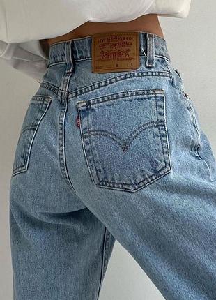 Блакитні джинси levis
