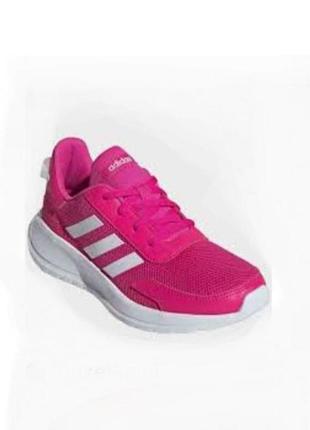 Шикарні кросівки бренду adidas core tensaur run  uk  5,5  eur   38,5