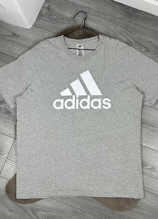 Чоловіча оригінальна бавовняна футболка adidas