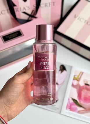 Спрей для тіла petal buzz victoria’s secret